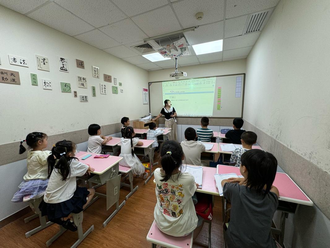 一般美术班怎么收费?学美术只周末去一般多少钱